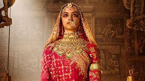 This Book Brings Rani Padmavati To Life And Gives Her Story An Unexpected Twist Hindustan Times