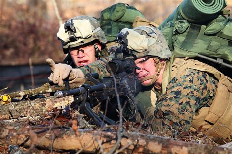 There Marines With Bravo Company Battalion Landing Team Flickr