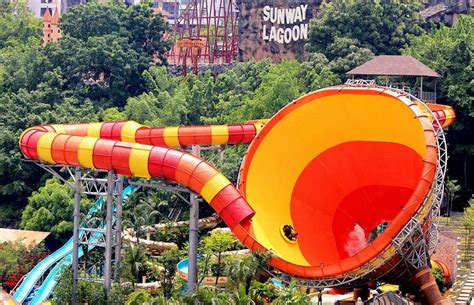 Malaysia has come up with the perfect adrenaline rush then kids can spend some theme parks in malaysia. 10 Tempat Menarik Untuk Bersama Keluarga Sekitar Kuala ...