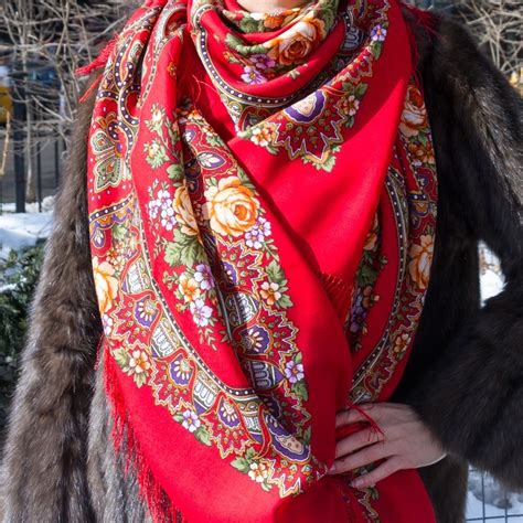 pavlovo posad russian shawl 146x146 cm 57x57 100 wool scarf wrap silk fringe 1121 3