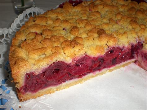Sauerkirsch schokoladen haferflocken kuchen nettetipps de. Sauerkirsch - Streusel - Kuchen (Rezept mit Bild ...