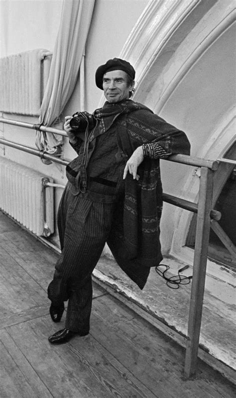 Rudolf khametovich nureyev was a soviet ballet dancer, considered a prominent figure of the art in the 20th rudolf khametovich nureyev was born on 17 march 1938 near irkutsk, russian sfsr, soviet. Rudolf Nureyev Enters our Life: Part 4 - The Elite Palate