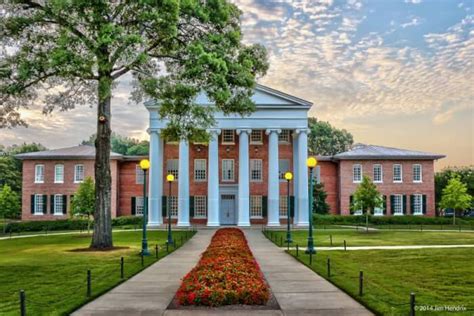 40 Most Beautiful College Campuses In Rural Areas Great Value Colleges