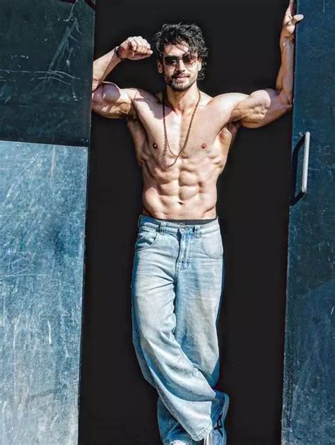 Birthday Special Times Tiger Shroff S Bare Chested Pictures Took
