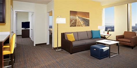 marriott residence inn  bedroom suite floor plan  information