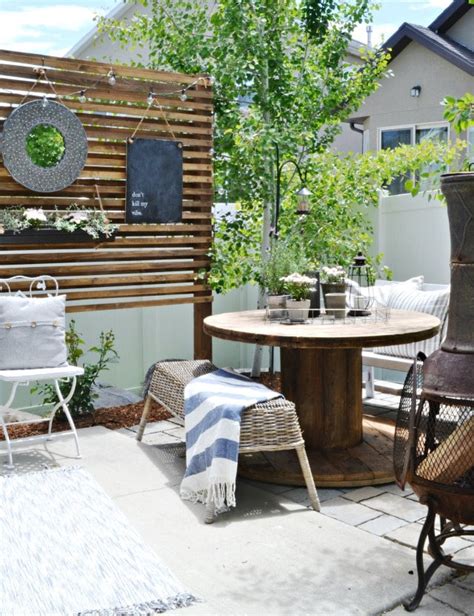 Build A Privacy Trellis Backyard Patio Diys Popsugar Home Photo 2