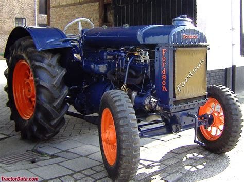 Tractordata Com Fordson Fordson N Tractor Photos Information