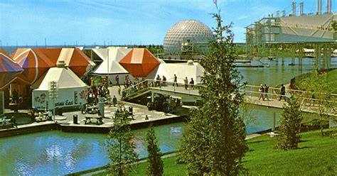 It boasts more than 200 attractions, including over 60 thrill rides and a waterpark. That time when Ontario Place was the most fun amusement park in Toronto