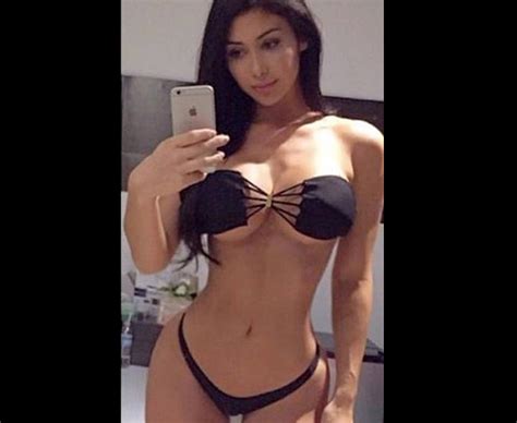 Joselyn Cano Shows Off In A Black Bkini Insta Famous Model Joselyn Cano Daily Star