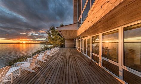 Wooden Beach Cottage By Cibinel Architecture