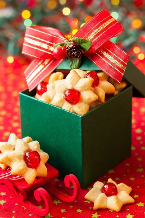 Great gift ideas for a wife. Foodie Gift Ideas | The Gracious Wife