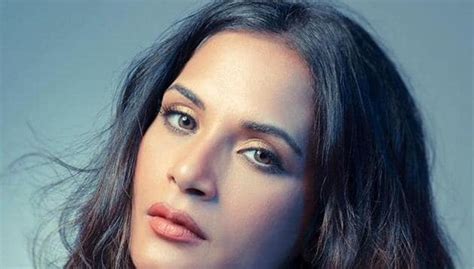 Richa Chadha Does Her Bit To Feed The Hungry Hindustan Times