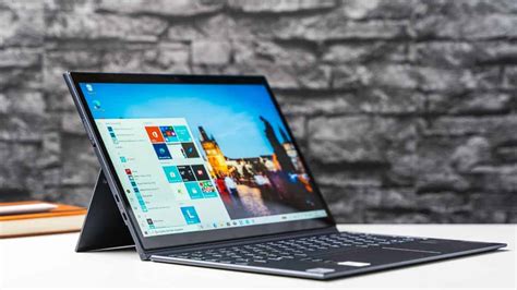 Review 10 Rekomendasi Laptop Lenovo Terbaik (Terbaru 2022