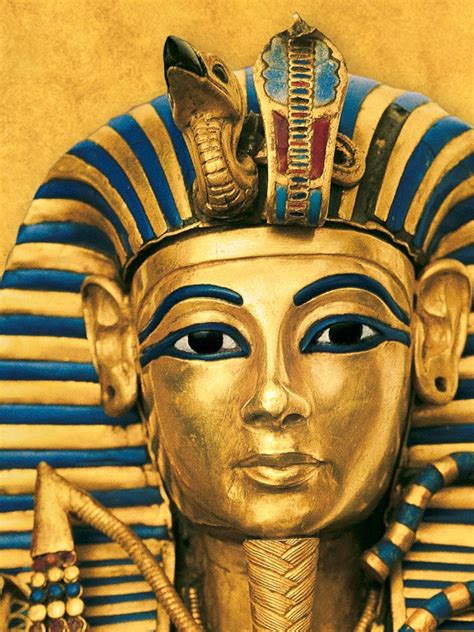 Tutankhamun Treasures Of The Golden Pharaoh Book Zahi Hawass