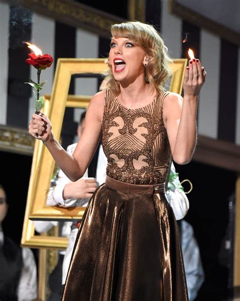 Taylor Swifts Blank Space Performance At The Amas Popsugar Celebrity