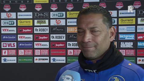 Maar dat hij graag een volgende stap wil maken; Henk Fraser: 'Uitslag FC Twente bepalend hoe ik start ...