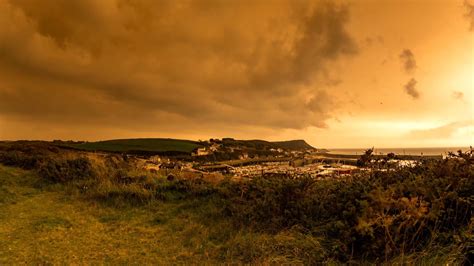 Il est daltonien et voit tout en jaune. Ciel jaune | Normandie | Timelapse 4K | 16/10/2017 - YouTube