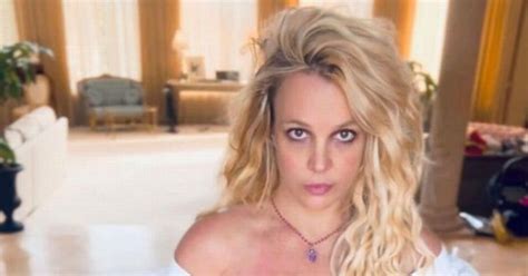 Britney Spears Strips Fully Naked For Intimate Bath As She Says ‘i Like