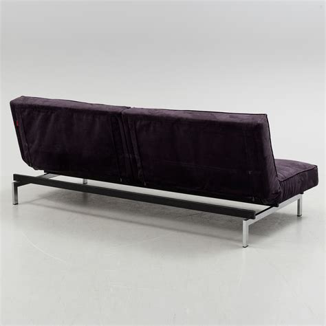 You can find day beds that are backless, making them easier to use with normal bedding and these are more you may be interested in: A futon daybed / sofa by Innovation. - Bukowskis