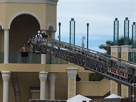 Fire Rescue Pulls Naked Man From Balcony In Boca Raton