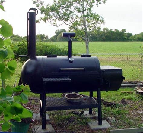 Get cheap bbq grills, deals on gas grills, flat top grills, charcoal grills, and bbq smokers, with discounts from top brands including weber, traeger, and more. DIY smoker out of a propane tank | Diy smoker, Smoker ...
