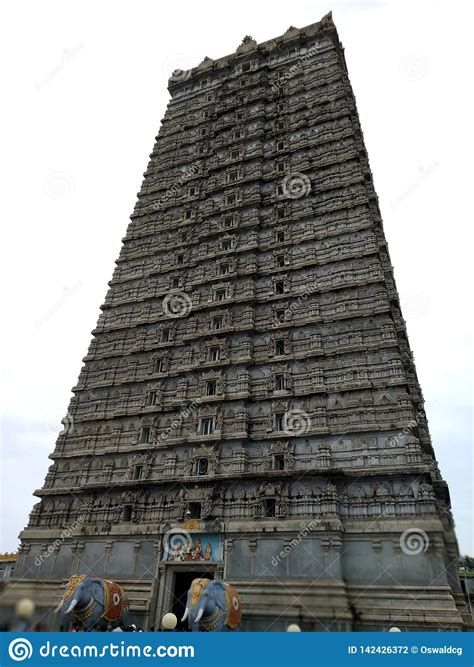 Azure ~ devops technical consultant. Murdeshwar Temple Tower. Main Entrance To The Temple Stock ...