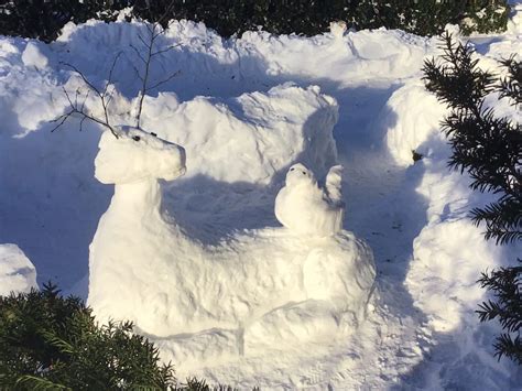 Ein subreddit für und von nottulnern für fotos, diskussionen, memes usw. Schneeskulpturen-Wettbewerb der Jahrgangsstufe 5