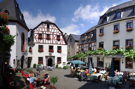 Find the travel option that best suits you. File:Beilstein BW 6.JPG - Wikipedia