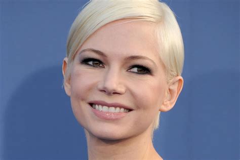 41 sexiest pictures of michelle williams cbg michelle williams 48 hours reporter uncovers