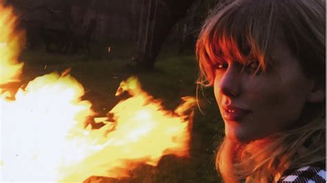 Taylor Swift Lyrics About Fire 🔥 🙃 Youtube