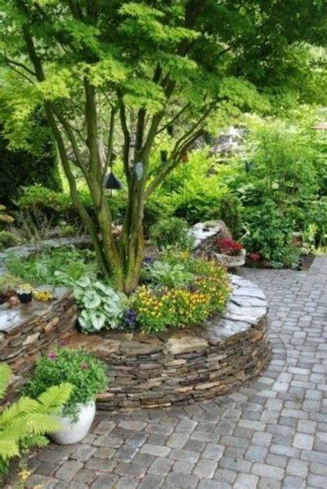 8 Excellent Ways To Use Flagstone In Your Garden