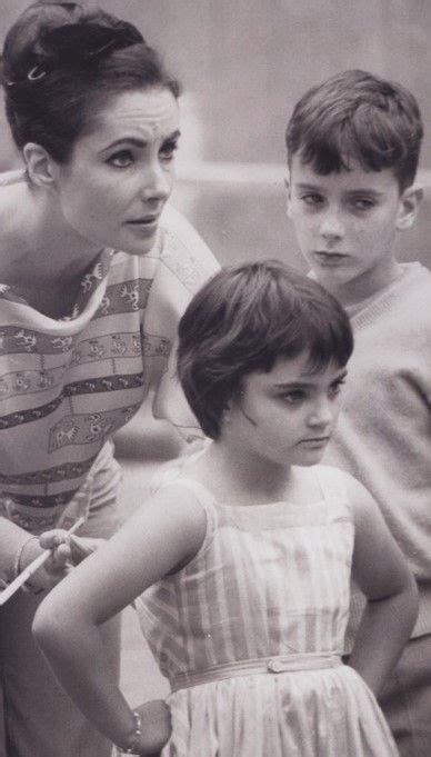Elizabeth Taylor With Children Christopher Wilding And Liza Todd