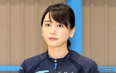 新垣結衣は身長がコンプレックスだった 星野源が語る、その ...
