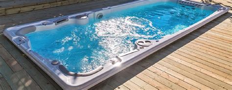 Jacuzzi is a company that manufactures hot tub spas and whirlpool bathtubs. What's the Difference Between Lap Pools and Swim Spas ...