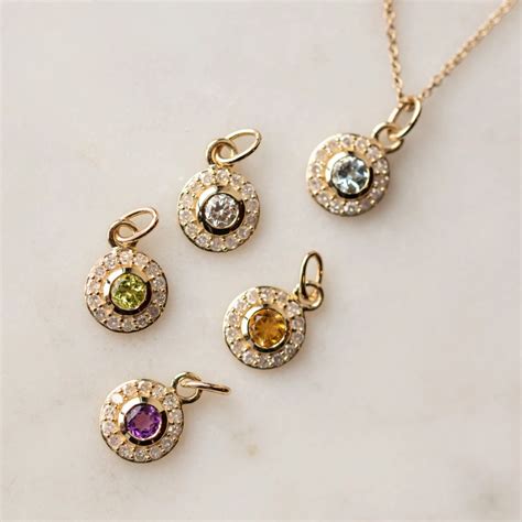 The Most Charming Way To Represent Your Loved Ones These Birthstone