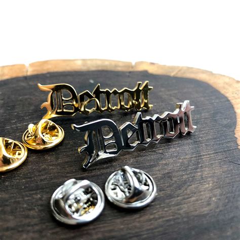 Detroit Lapel Pin Old English Script