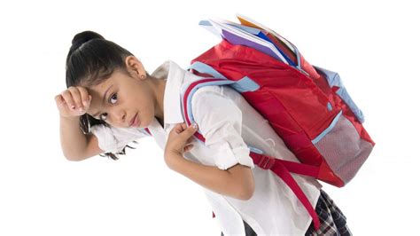 Back To School Soon Should You Be Worried About Heavy School Bags And Scoliosis 2024