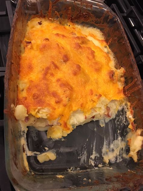 In a large casserole or baking dish, spread mixture evenly and sprinkle remaining cheese over top. What Seasonings Go In A Ham And Potato Casserole - Crock Pot Crack Hash Brown Potatoes Call Me ...