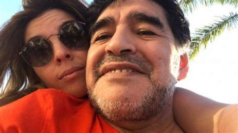 El Duro Mensaje De La Hija De Maradona Contra Su Padre