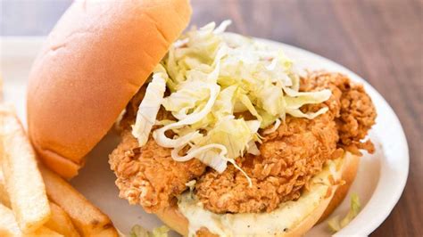 You will also receive free newsletters and notification of america's test kitchen specials. Homemade crispy fried chicken sandwich recipe | GMA