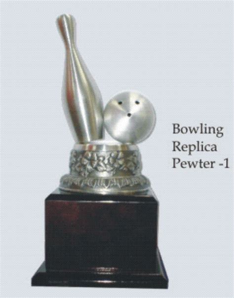 Sports Trophies Awards Mementos Bowling Pins Replicas Trophies