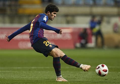 Hlv ronald koeman thể hiện rõ ý đồ muốn giành trọn 3. Barcelona release matchday squad for Rayo Vallecano clash: Carles Alena included