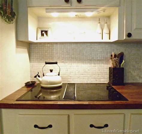 While it will take some time on your part the square footage determines how much tile is necessary for tiling a backsplash in a kitchen. Love this tile backsplash | Tile backsplash, Easy tile ...