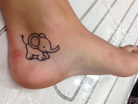 Small tattoo designs are pretty much cute, but the beauty of these tattoos are also depends upon the placement on your body. 40 Cute Tiny Tattoos To Ink In 2015