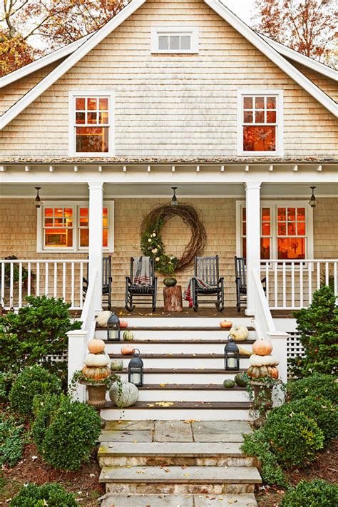 38 fall decorating ideas to help ring in the season of pumpkin spice. It's September 1: I Am Decorating for Fall - Elizabeth ...