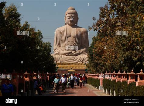 Great Buddha Statue In Temple Street Bodhgaya India Stock Photo Alamy