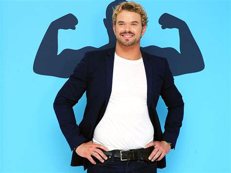 Kellan Lutz Reveals How He Keeps Fit By Eating A Whole Chicken