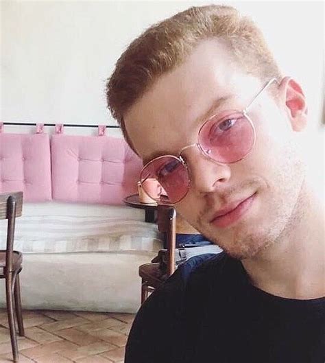 Pin By On Ian Gallagher Cameron Monaghan Cameron Cameron