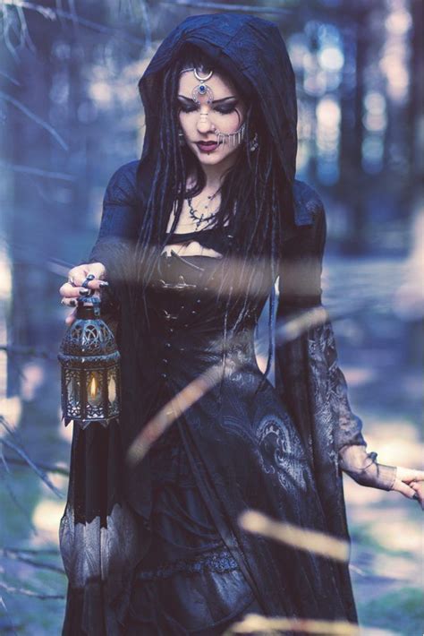 witch fashion 14 gothic fashion dark beauty goth girls