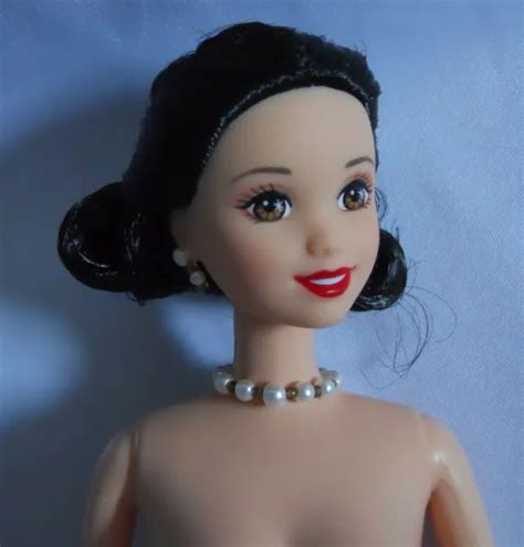 DISNEY PRINCESS SNOW WHITE Barbie NUDE Doll Short Flip TRU Wedding Bride Excl PicClick